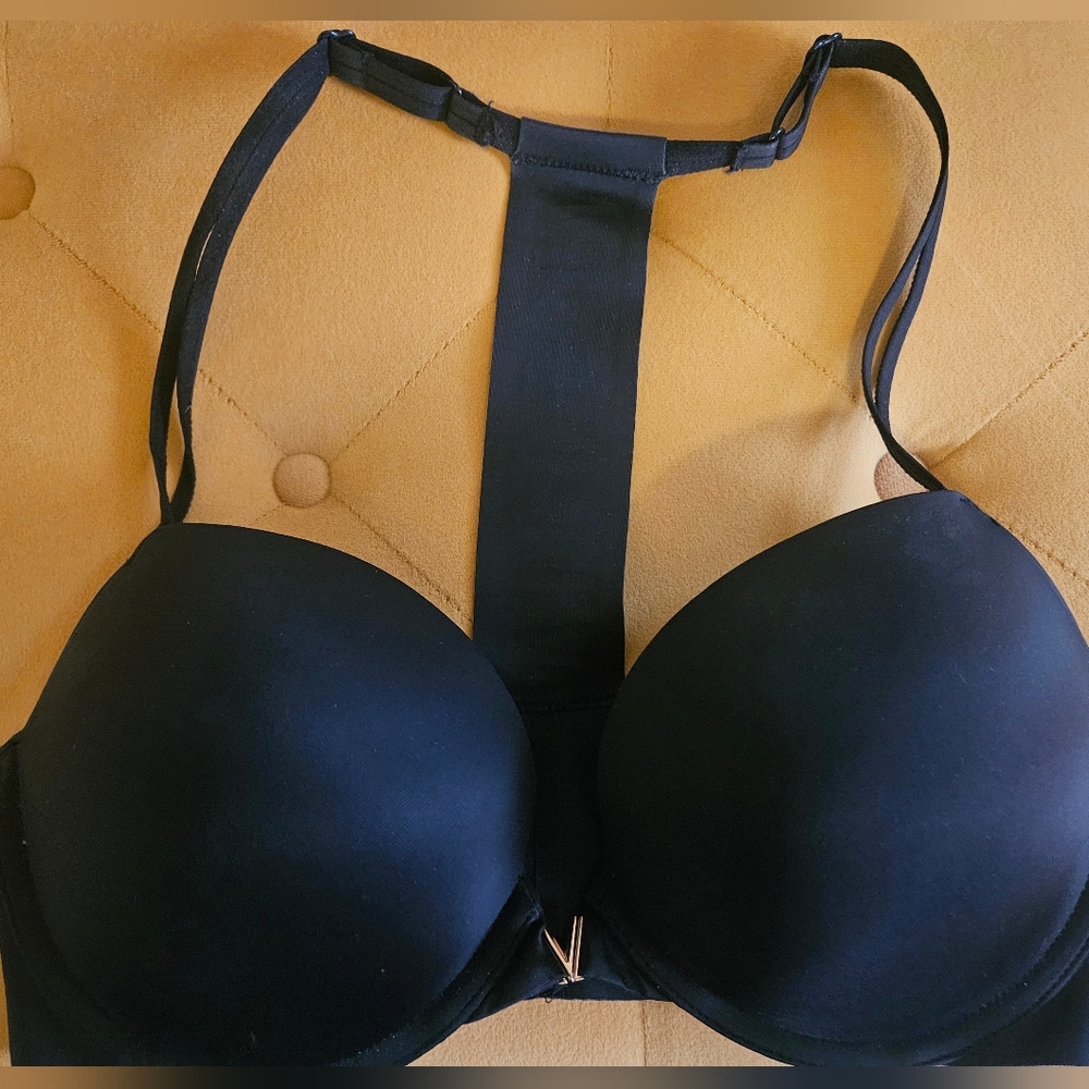 34D VS Sexy Illusions Bra EUC